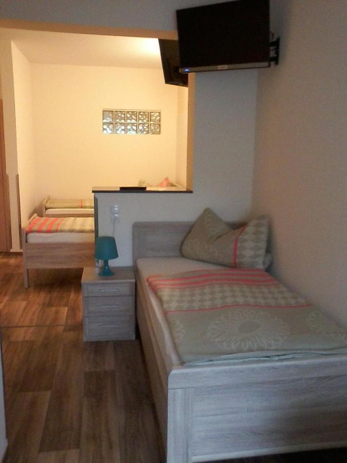 Pension Waldbad Dommitzsch Exteriör bild